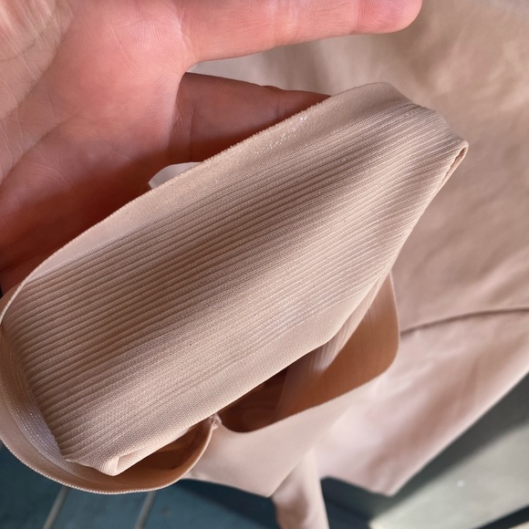 NWOT Shape Away Back Magic Hi-Waist Thigh Slimmer—beige—XL - Picture 8 of 8